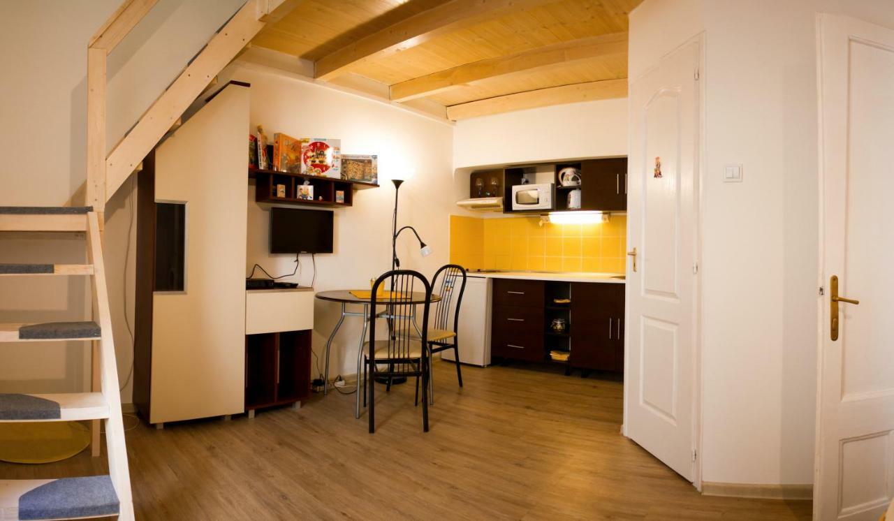 Minion & Snoopy Apartman Budapest Exterior photo